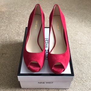 Nine West Red Suede Peep Toe Pump Size 9.5